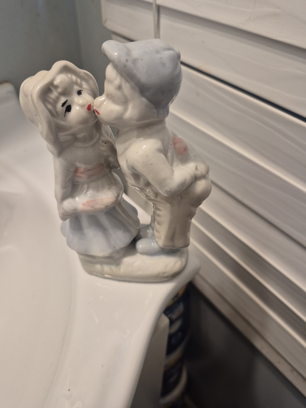 Porcelain Kissing Children Figurine - White and Light Blue